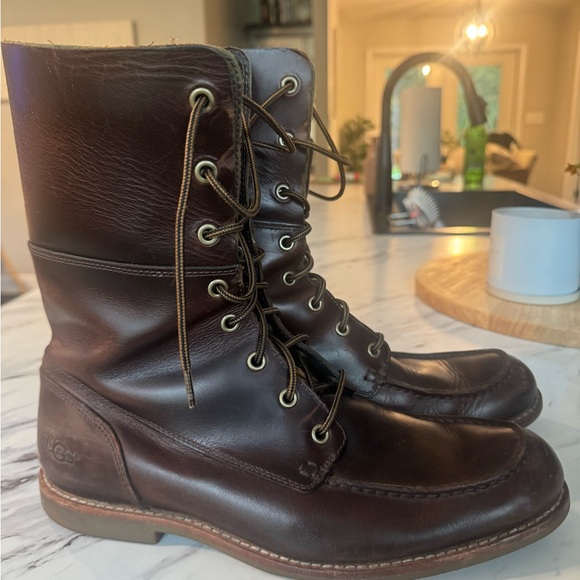 UGG Dark Brown Leather Men's Boots - Picture 1 of 3